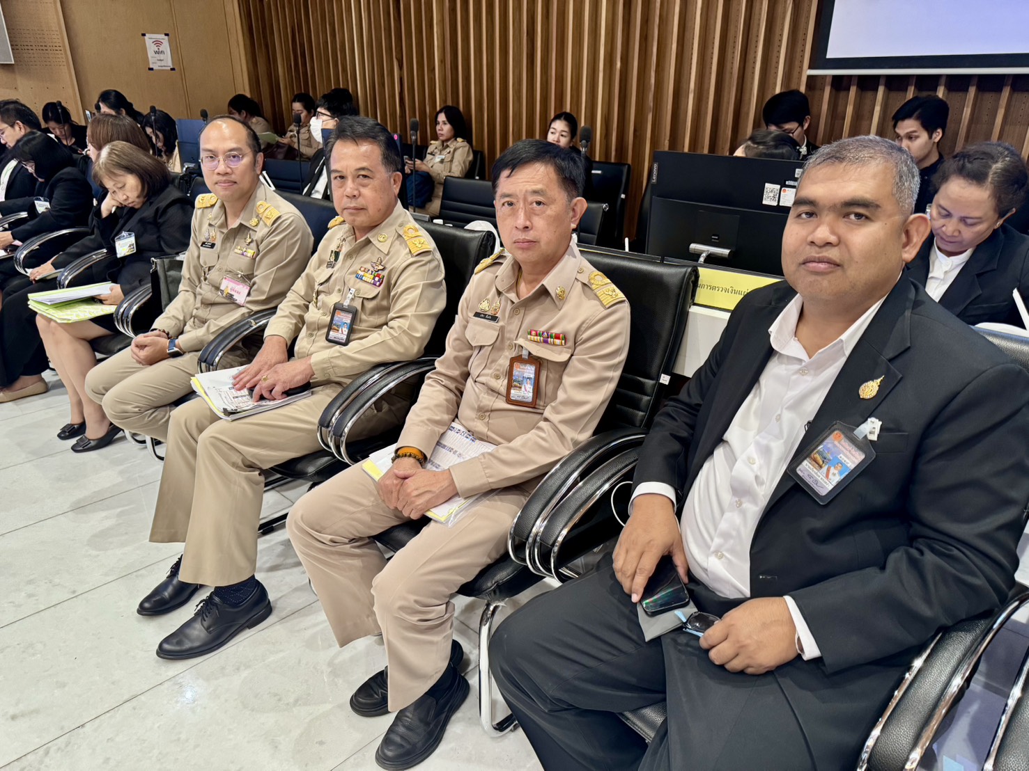 title - ส.ป.ก. ร่วมประชุมคณะกรรมาธิการวิสามัญพิจารณาศึกษาร่างพระราชบัญญัติงบประมาณรายจ่าย ประจำปีงบประมาณ พ.ศ. 2570 วุฒิสภา ครั้งที่ 12